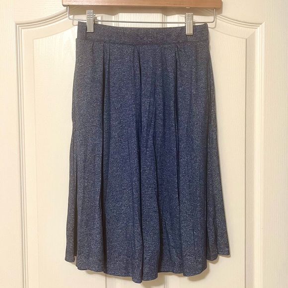 ‼️LAST CHANCE-NAME YOUR PRICE-DONATING FRI 9/13‼️ LuLaRoe Madison Skirt - Picture 2 of 2